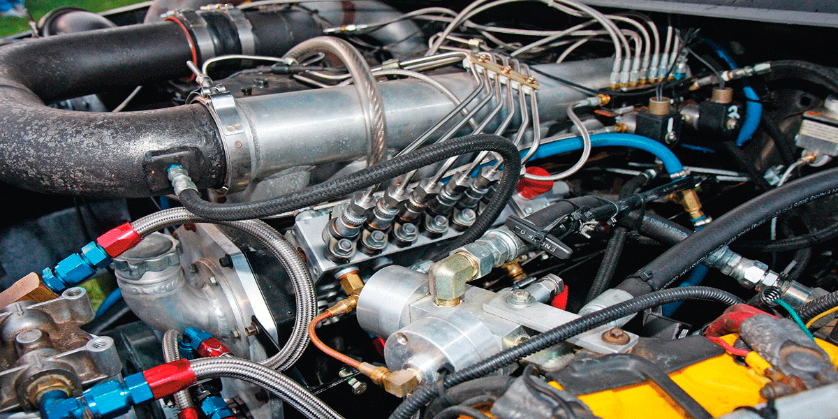 Промывка двигателя: целесообразность процедуры и промывочные масла